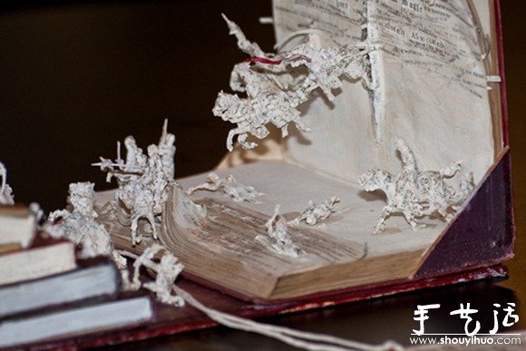 书籍纸张DIY制作的纸雕作品