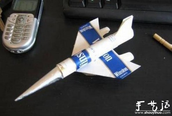 烟盒手工DIY纸模飞机的教程