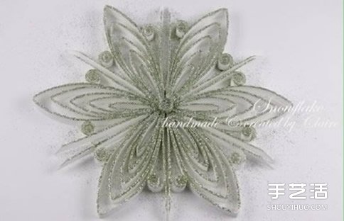 手工衍纸雪花教程 美丽卷纸雪花的做法图解