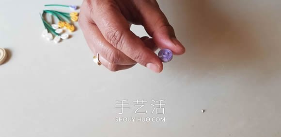 衍纸教程：超美的桌椅、水果篮和花瓶