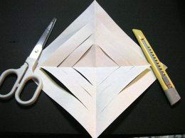 风车状六角星的剪纸方法