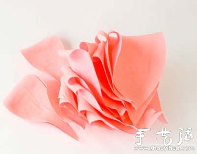 剪纸制作超逼真玫瑰花的教程