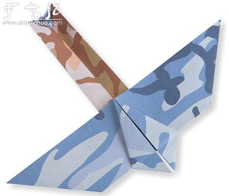 各种外形飞机折纸作品欣赏