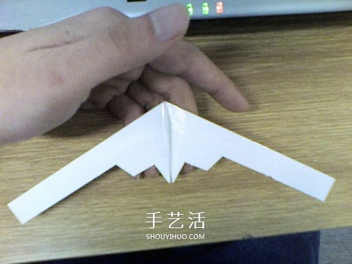 B-2轰炸机的折法图解 折纸隐形轰炸机的方法