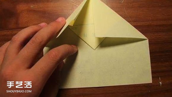 最稳定的飞机折纸图解 飞得平稳的飞机的折法