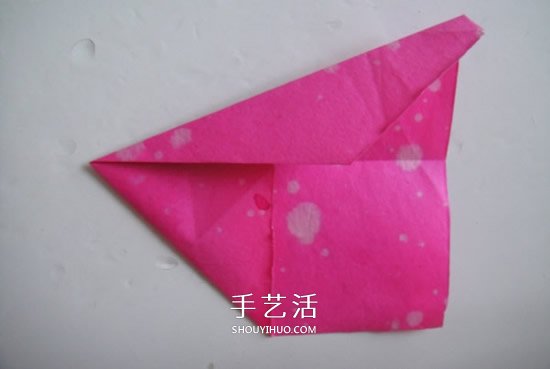 最简单纸飞机怎么折 幼儿手工小飞机的折法