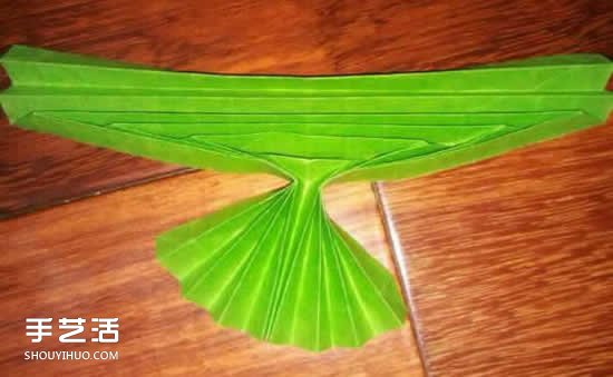 手工秃鹫折纸图解教程 秃鹫的折叠方法过程