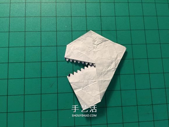 口香糖纸废物利用 手工折纸恐龙头图解教程