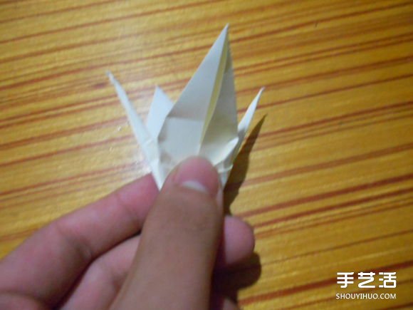 怎么折玫瑰千纸鹤步骤 玫瑰纸鹤的折法图解 