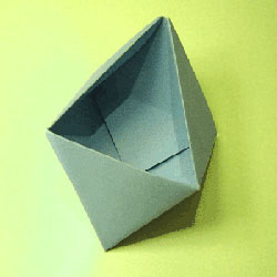简易垃圾盒的折纸教程 多面体纸盒的折法图解