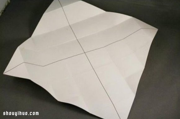 礼物包装盒折法图解 手工折纸包装纸盒方法