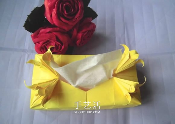 百合花纸巾盒的折法 带花纸巾盒怎么折图解