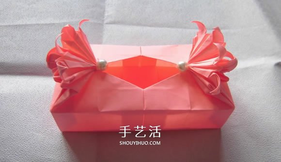 百合花纸巾盒的折法 带花纸巾盒怎么折图解