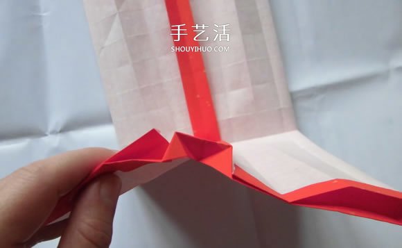 只用一张纸！折纸蝴蝶结礼品盒的图解步骤