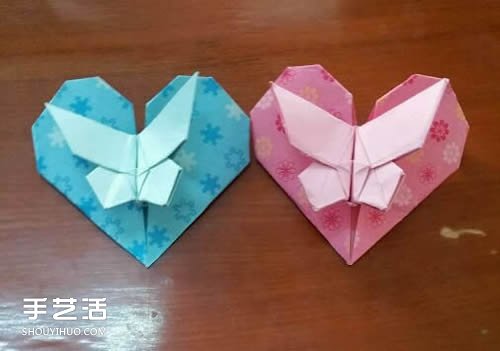 蝴蝶飞爱心的折法图解 带蝴蝶心形的折纸步骤