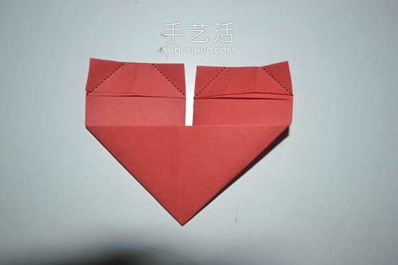 简单手工折纸心形书签的折法图解步骤