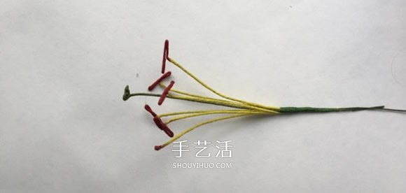 手工百合花制作方法 简单纸百合花的折法图解