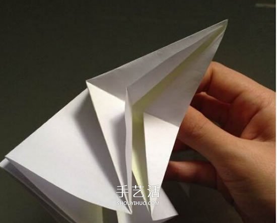 纸百合花的折法图解 折百合花的方法步骤