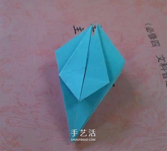简单折纸百合花的折叠方法过程图解