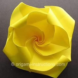 新旋转玫瑰花的折法 折纸旋转玫瑰的步骤图