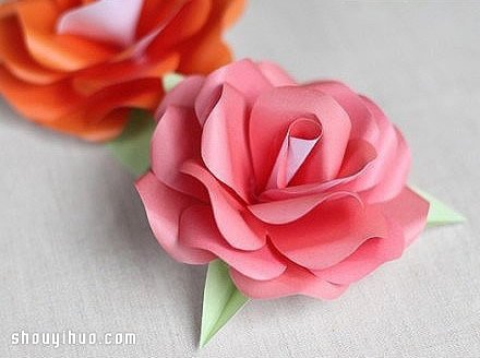 简单折纸漂亮玫瑰花的折法步骤图解教程