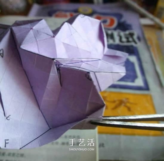 贝利尔玫瑰的折法图解 怎么折纸贝利尔玫瑰