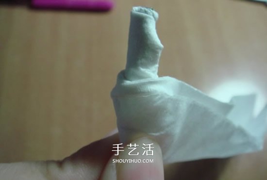 DIY纸藤玫瑰花图解教程 纸藤制作玫瑰的步骤