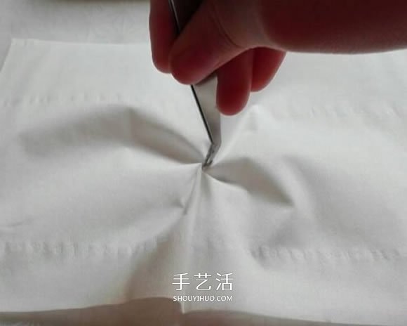 一张餐巾纸折玫瑰花 只需几分钟就可以搞定