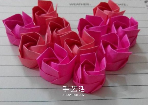 最简单纸玫瑰花的折法 怎么折简单漂亮的玫瑰