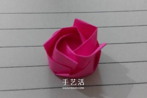 最简单纸玫瑰花的折法 怎么折简单漂亮的玫瑰