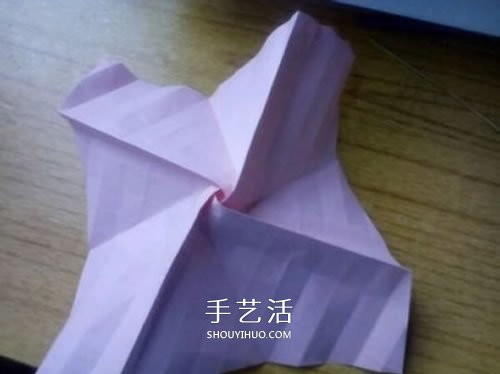 AP玫瑰折纸方法图解 漂亮花型玫瑰怎么折图解