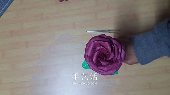 25瓣玫瑰的折法图解 罗伯特•朗的玫瑰花折纸