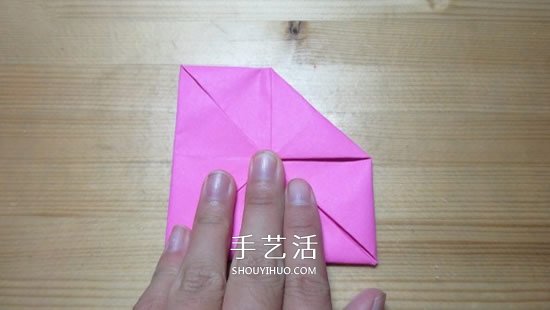 最简单纸玫瑰花的折法图解 有点小可爱！