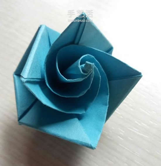 简单又漂亮玫瑰花的折纸方法图解步骤