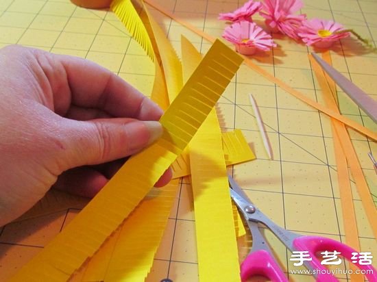 DIY手工制作漂亮的纸艺花卉盆景