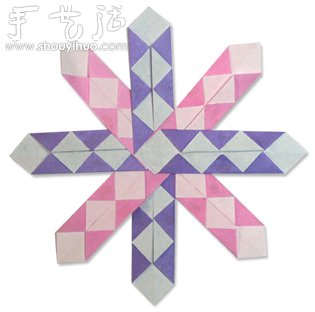 三角插原理制作的组合雪花折纸教程