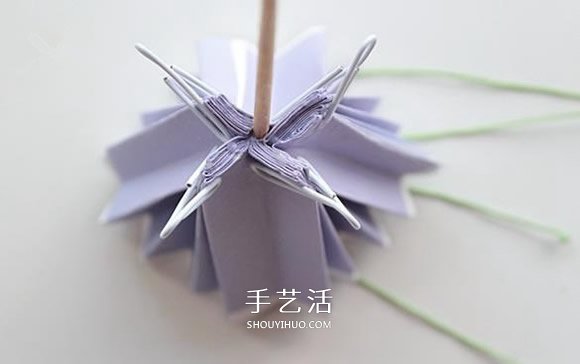 简单又漂亮纸花做法 幼儿制作卡纸花的教程