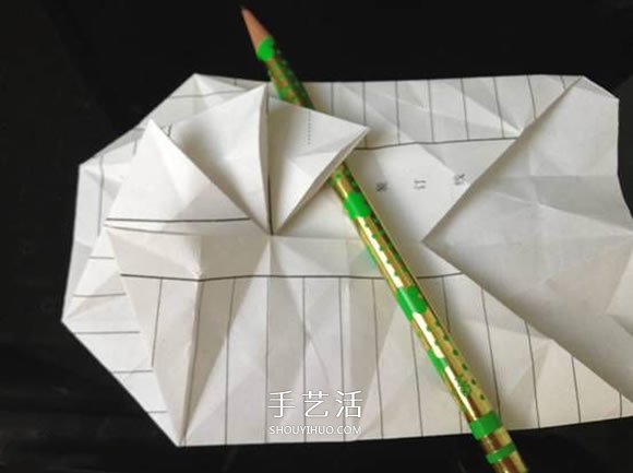 君子兰的折法图解步骤 折纸君子兰的方法教程