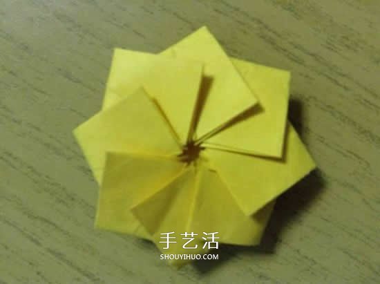 向日葵折纸步骤图解 详细折纸向日葵的方法