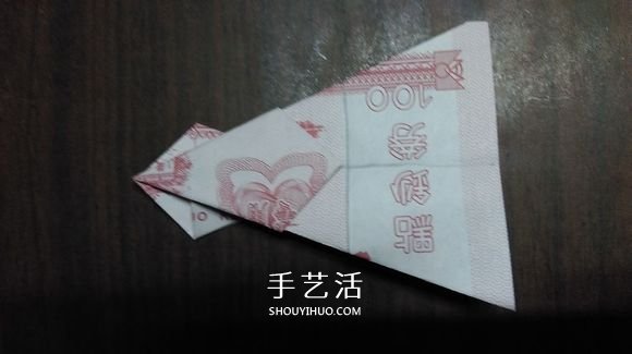 五瓣莲的折纸方法图解 纸币折五瓣莲的步骤