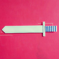 儿童折纸宝剑的图解 怎么折中国古代剑兵器
