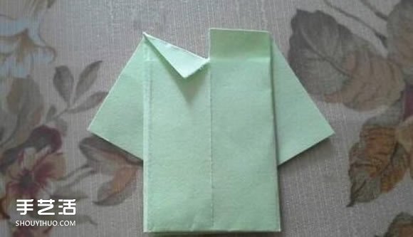 简单衬衫的叠法图解 儿童手工折纸衬衫步骤