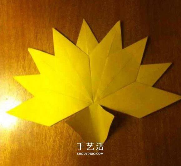 幼儿枫叶的折纸方法 简单折叠枫叶图解教程