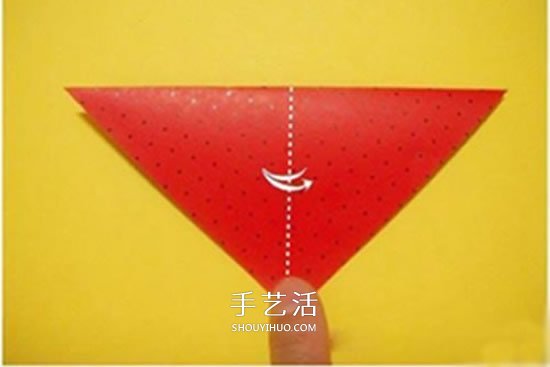 儿童折纸草莓的教程 简单草莓怎么折图解