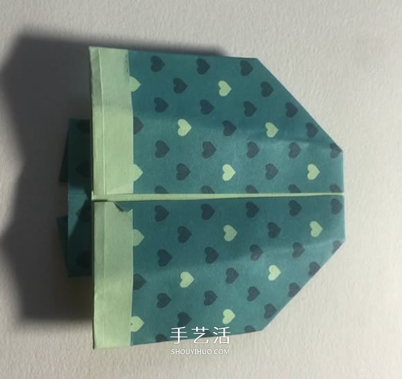 手工折纸西服的折法图解教程 简单又漂亮！