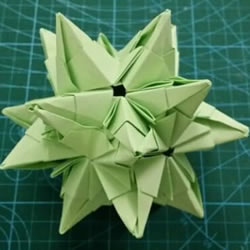 怎么折纸星星花球图解 发射光芒立体星星的折法