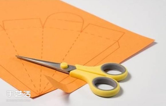 折纸胡萝卜的折法图解 胡萝卜包装盒制作方法