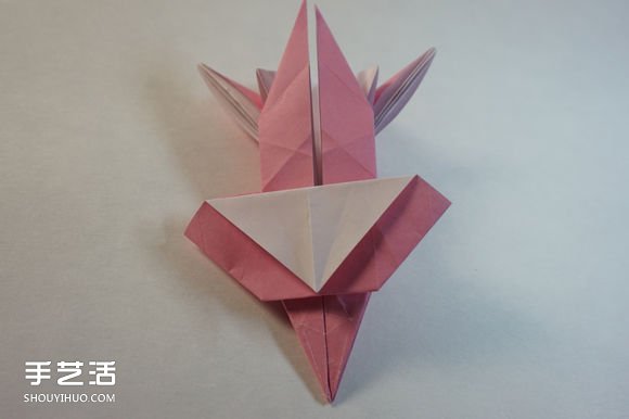折纸女孩的步骤图解 复杂女生的折法教程