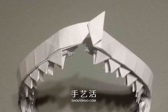 鲨鱼嘴的折纸方法图解 怎么折鲨鱼嘴步骤图