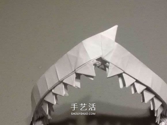 鲨鱼嘴的折纸方法图解 怎么折鲨鱼嘴步骤图